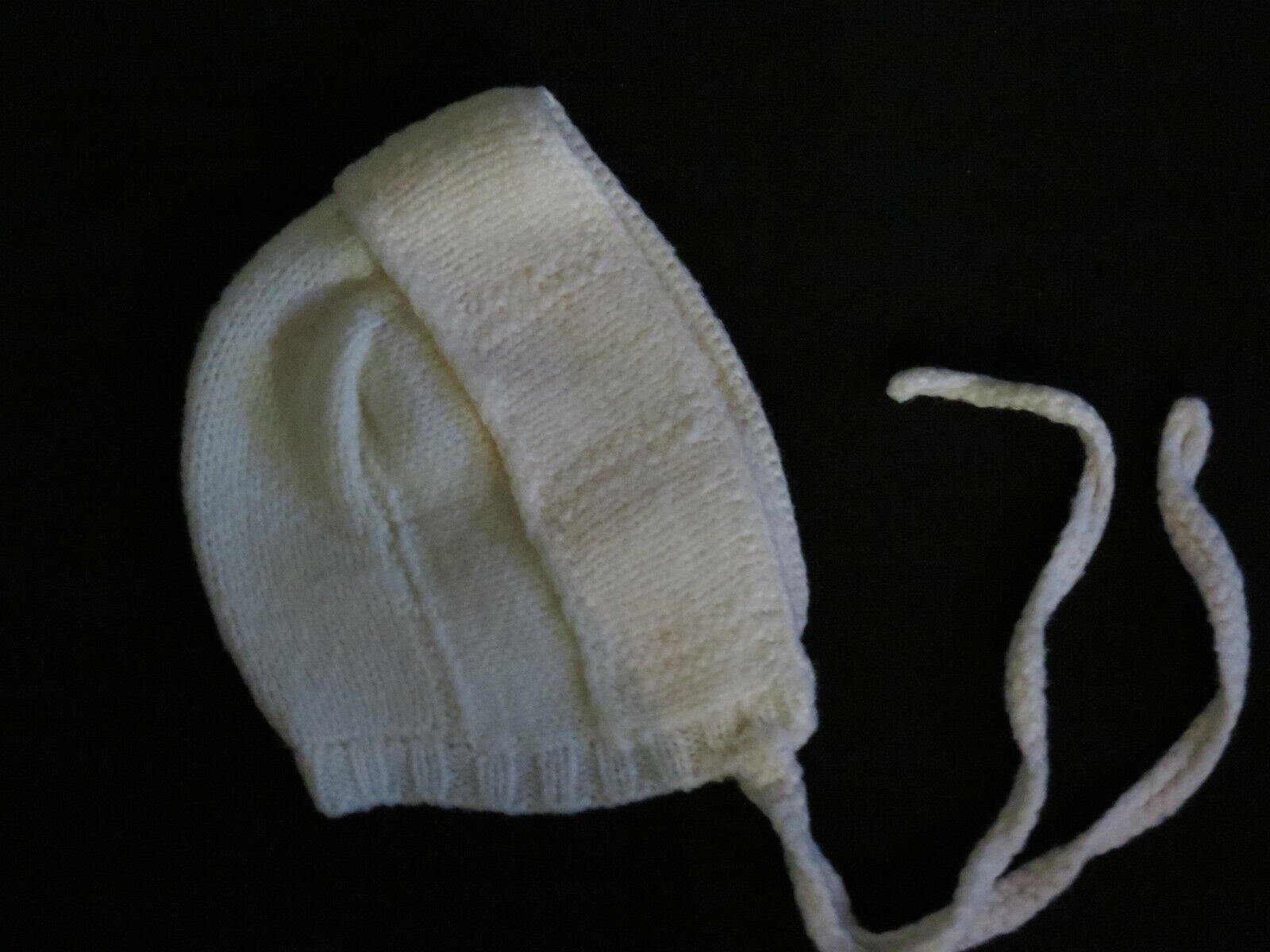 Vintage 1960s Handmade Knitted Cream Baby Bonnet Never Worn