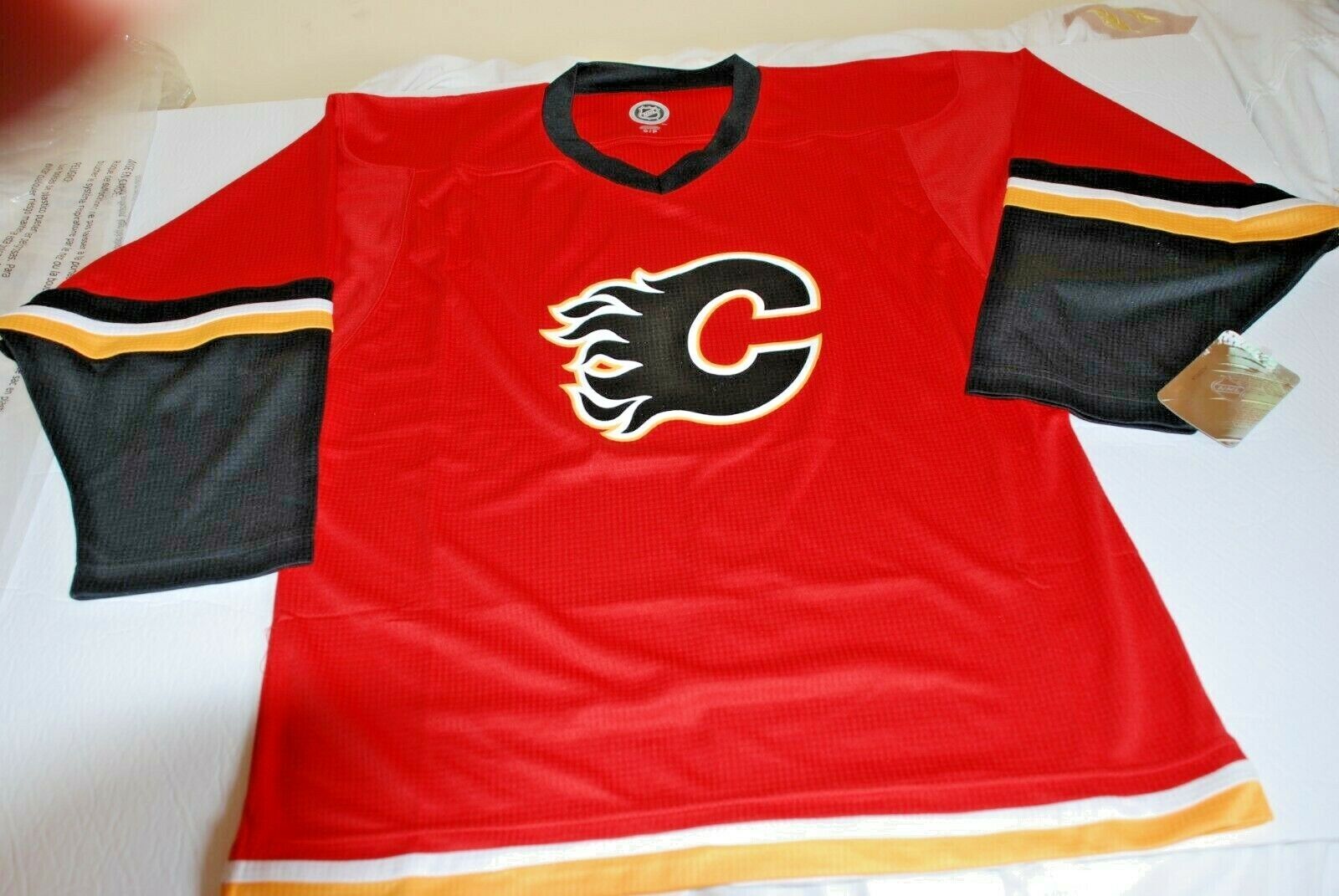 Ccm Nhl Calgary Flames 5300 Jersey Small