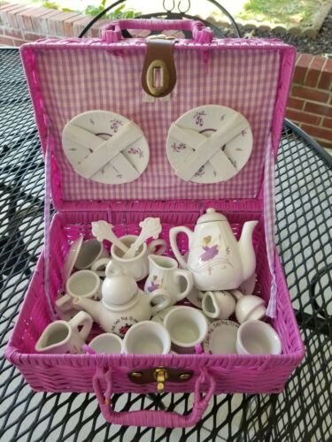Delton's Children's Porcelain Tea Set