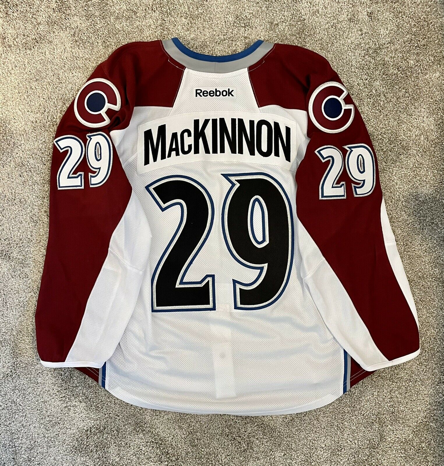 Colorado Avalanche Nathan Mackinnon #29 Reebok Authentic Jersey Sz. 50