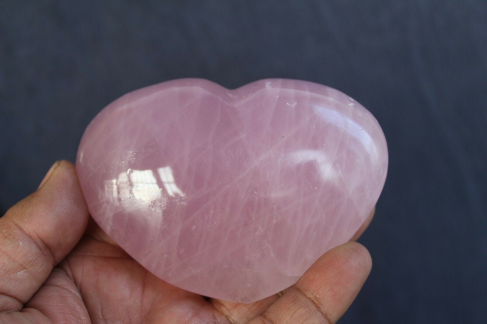 Top!!! 334g Natural Pretty Rose Quartz Crystal Heart Healing H24