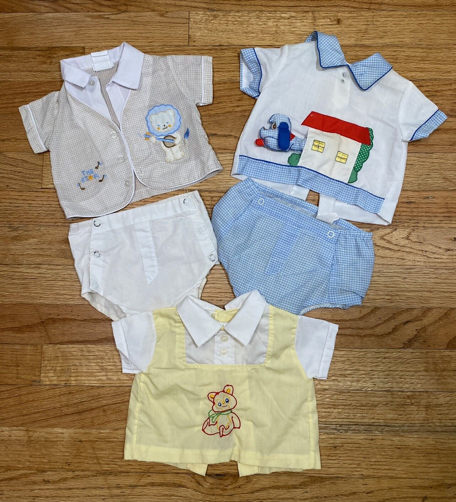 Mayfair ~ Vtg 60s/70s - Baby Boy ~ 5 Pc Lot ~ Shirts & Shorts Plastic Lining Nb