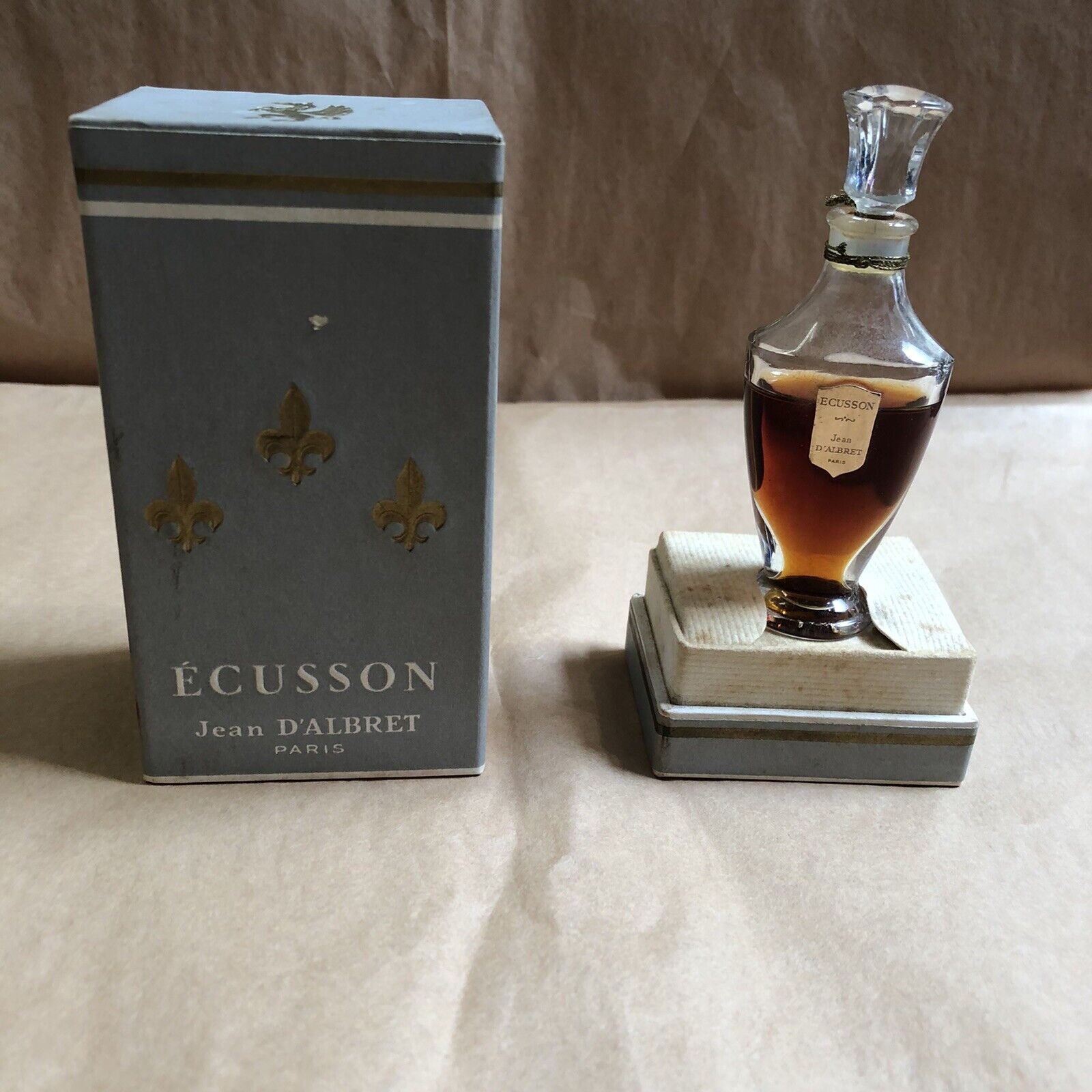 Vintage Jean D’albert Ecusson Perfume