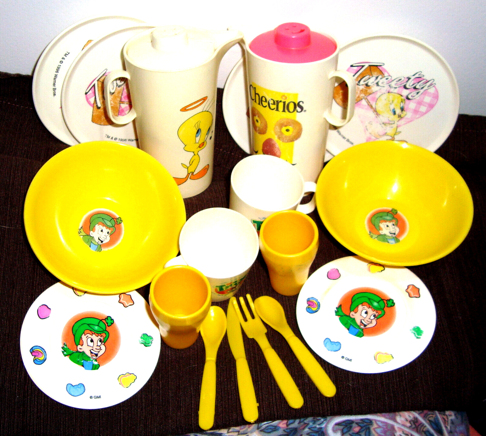 Vintage Advertising Play Dishes Lucky Charms Tweety Cheerios Trix Chilton-globe