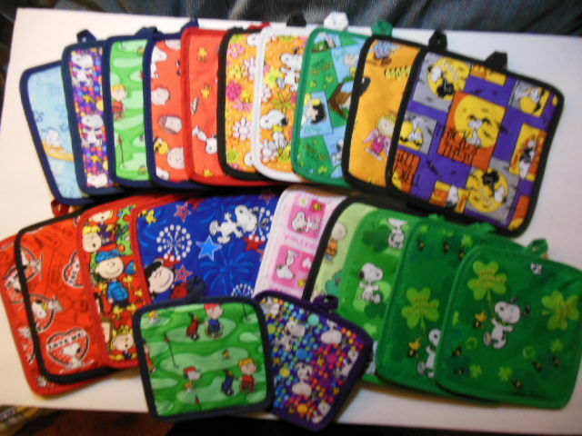 Peanuts & Snoopy Potholders 8"x8" - Handcrafted